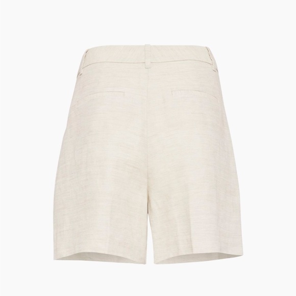 H&M Linen Tailored Shorts in Beige - Picture 3 of 10